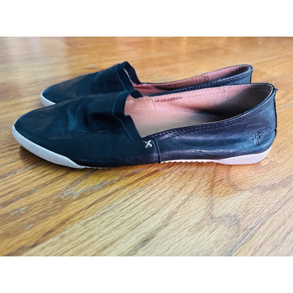 Frye Black Leather Slip On Flats Women’s Size 9M Casual Comfort Shoes